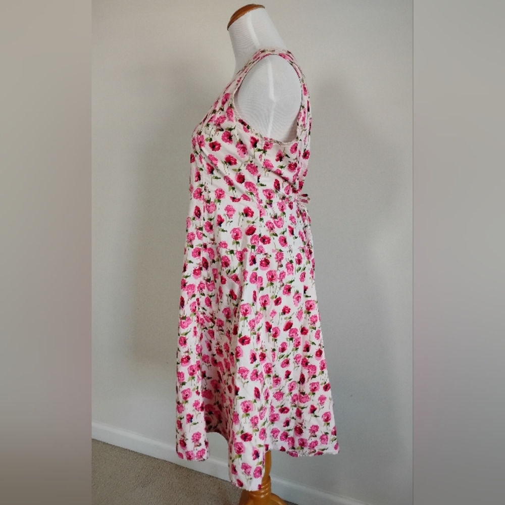 Tulip Poppie Cotton Dress in Floral Rose Print Size S - Picture 3 of 9